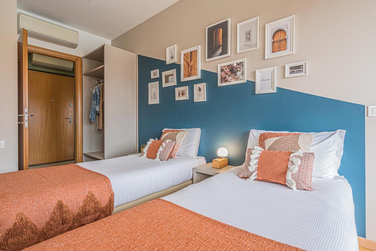 Hygge Family Apartment - One Step Away From The Lake!!! 시르미오네 외부 사진