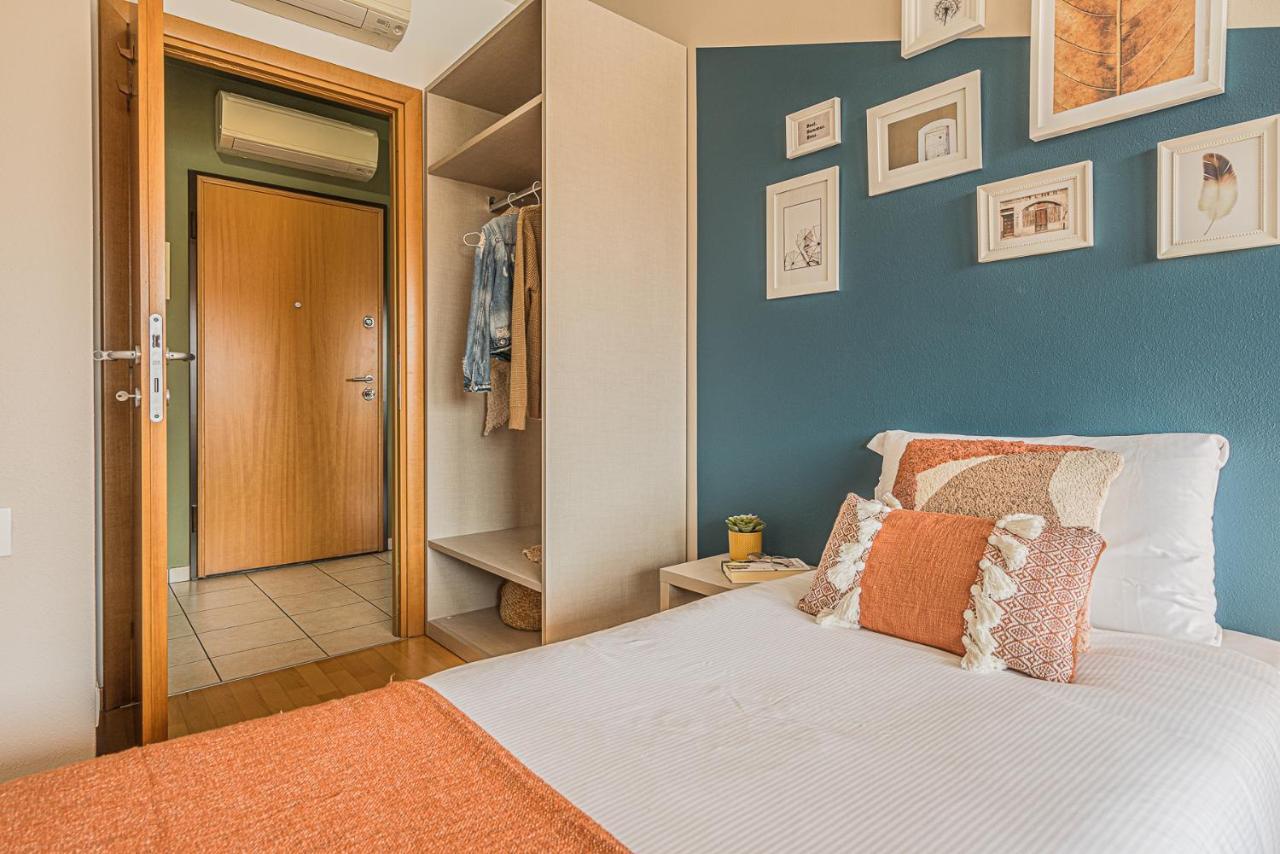 Hygge Family Apartment - One Step Away From The Lake!!! 시르미오네 외부 사진